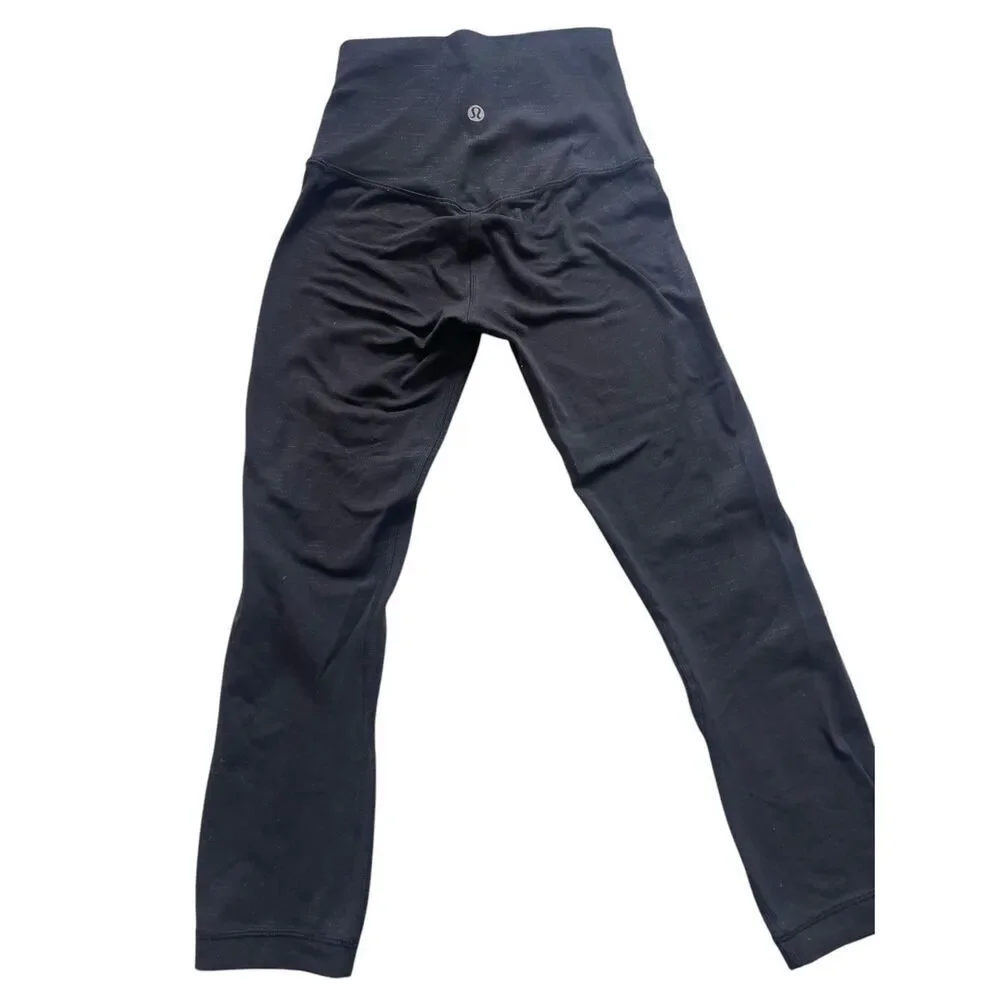 Lululemon - Picture 2 of 2